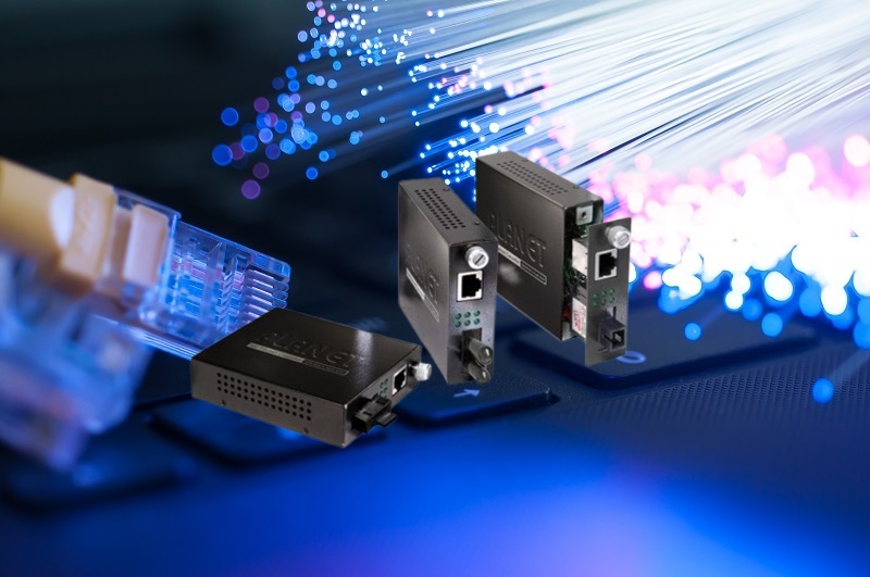 Bộ chuyển đổi quang điện - Media Converter