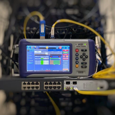 Đo kiểm chất lượng dịch vụ trung tâm dữ liệu bằng thiết bị đo TX300s