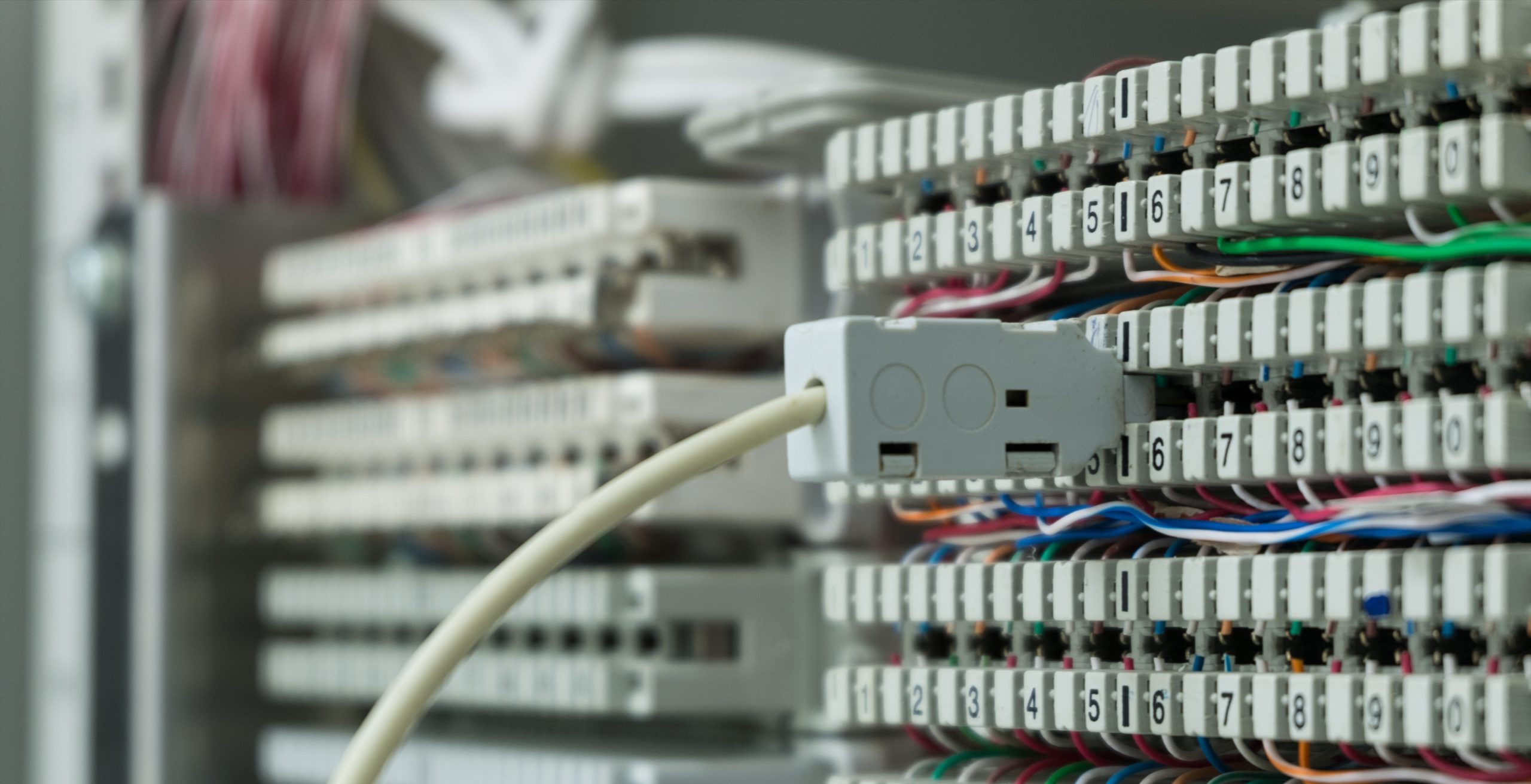 hệ thống dây cáp điện nhẹ